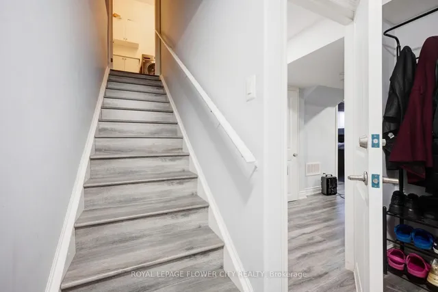 Additional image 34 of 6 PENLEA Gate