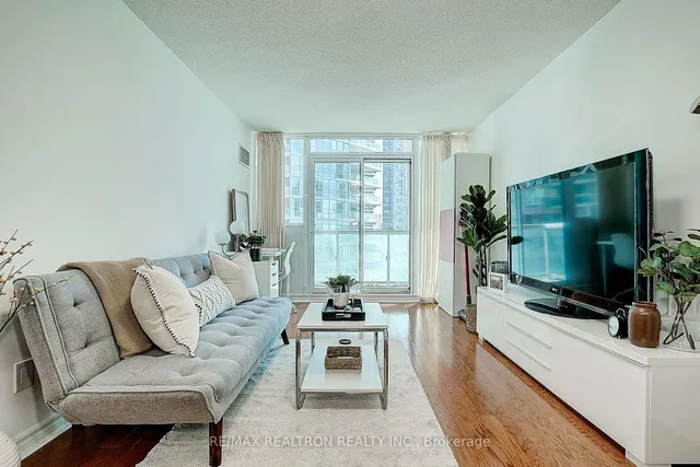 Additional image 2 of 25 Lower Simcoe St Unit 1505