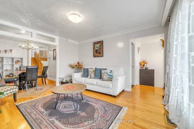 Additional image 9 of 204 FAIRGLEN Ave