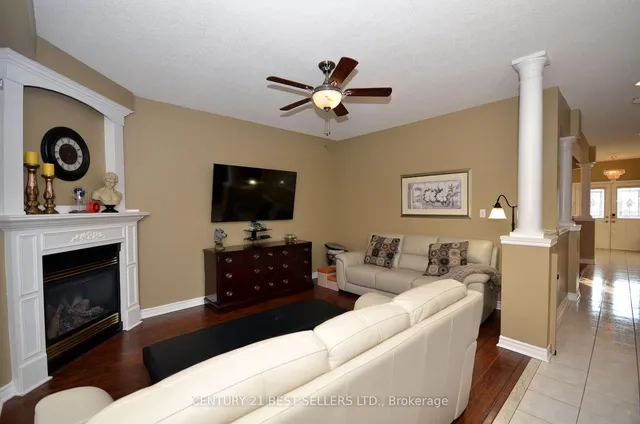 Additional image 13 of 9 Coin St