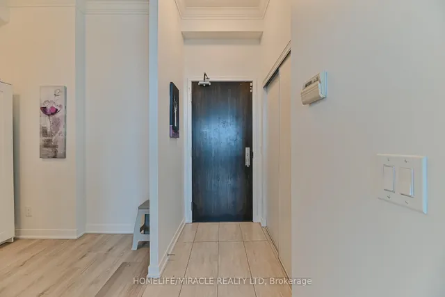 Additional image 9 of 840 Queens Plate Dr Unit 1609