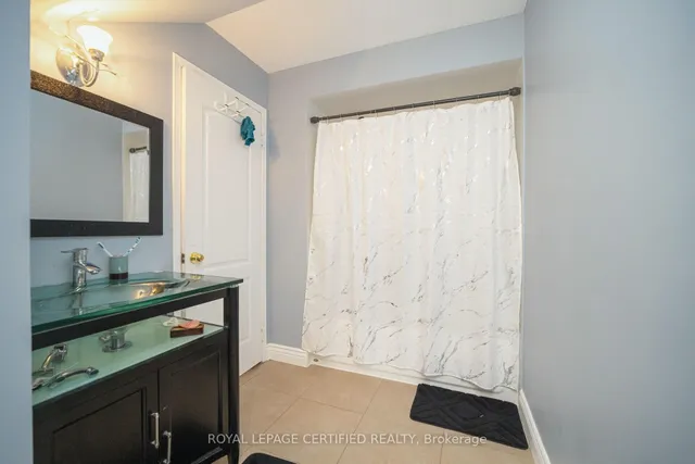 Additional image 32 of 12 Sunnybrook Cres