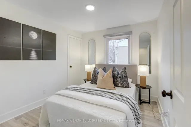 Additional image 21 of 23 Van Stassen Blvd