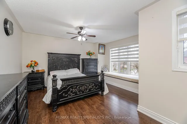 Additional image 33 of 11 Redcastle St