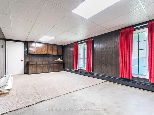 Additional image 39 of 5638 Appleby Line