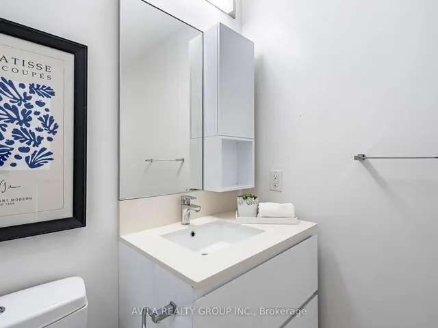 Additional image 29 of 36 Park Lawn Rd Unit 410