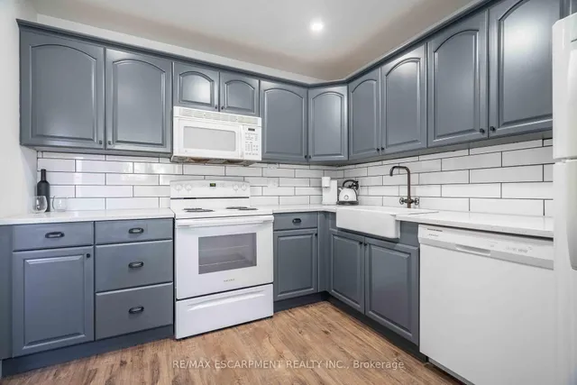 Additional image 9 of 1190 Upper Ottawa St Unit 11