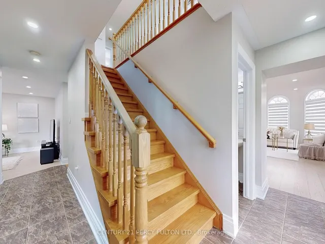 Additional image 24 of 652 Rayner Crt