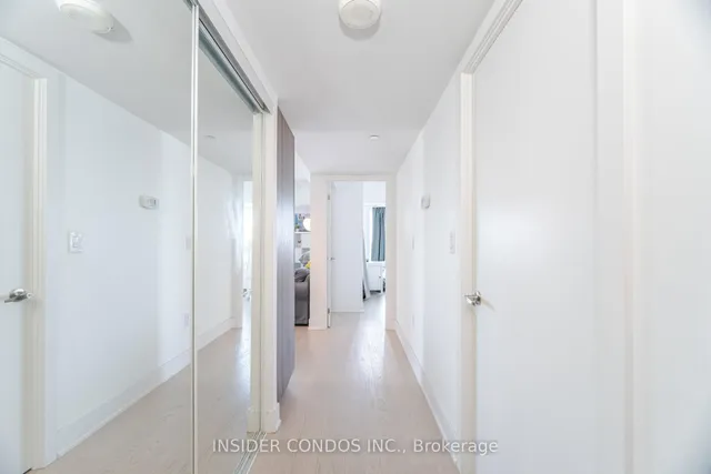 Additional image 6 of 955 Bay St Unit 2607