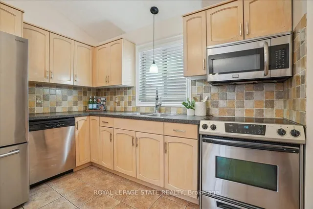 Additional image 23 of 32 Sonoma Lane