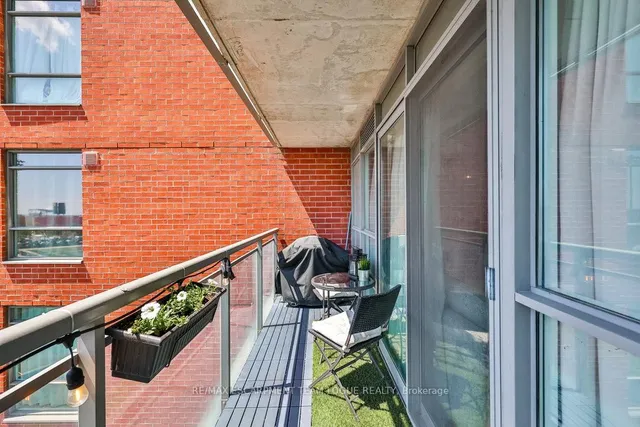 Additional image 28 of 38 Joe Shuster Way Unit 605