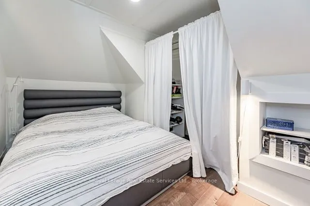 Additional image 20 of 925 King St