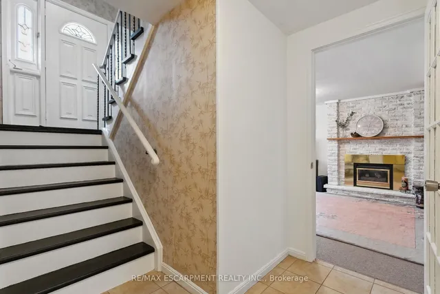 Additional image 29 of 2187 Sandringham Dr