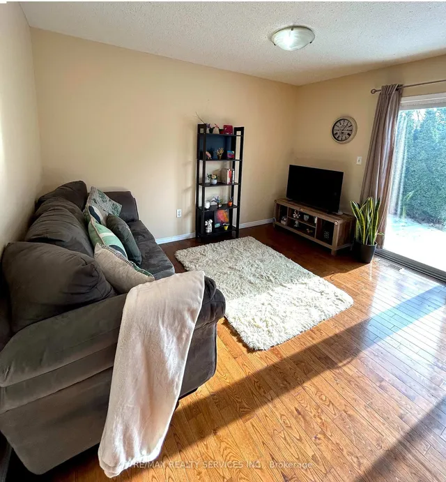 Additional image 6 of 36 Fallowfield Dr Unit 4