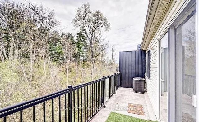 Additional image 33 of 45 Cedarhill Cres Unit 4D