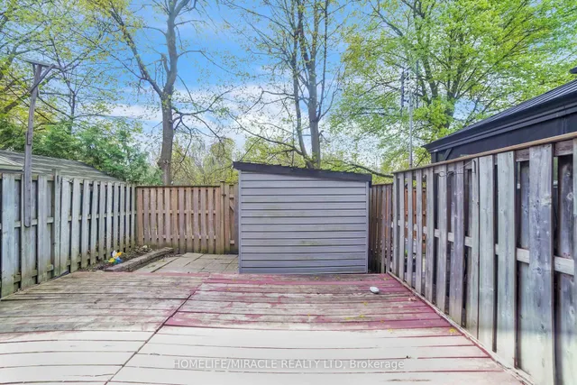 Additional image 30 of 22 Rosset Cres