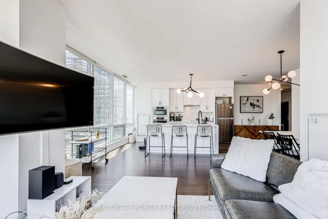 Additional image 8 of 80 John St Unit 2912