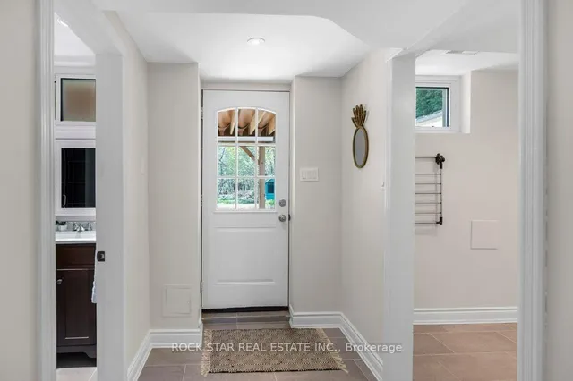 Additional image 35 of 468 Sparling Cres