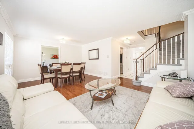 Additional image 26 of 36 Lockwood Rd