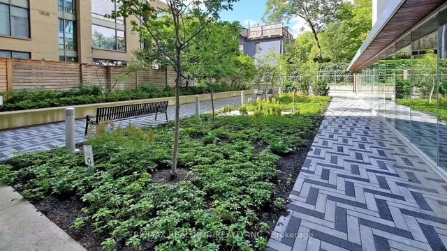 Additional image 46 of 281 Mutual St Unit 1506