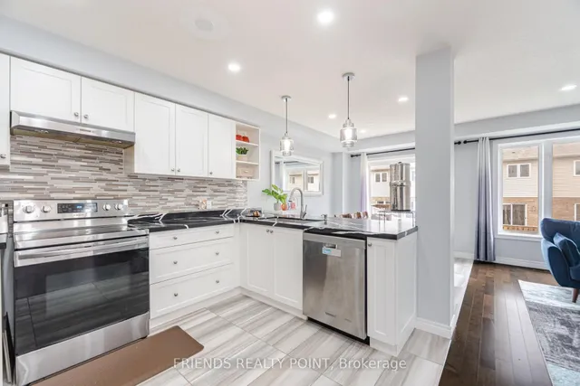 Additional image 17 of 37 Charleswood Cres