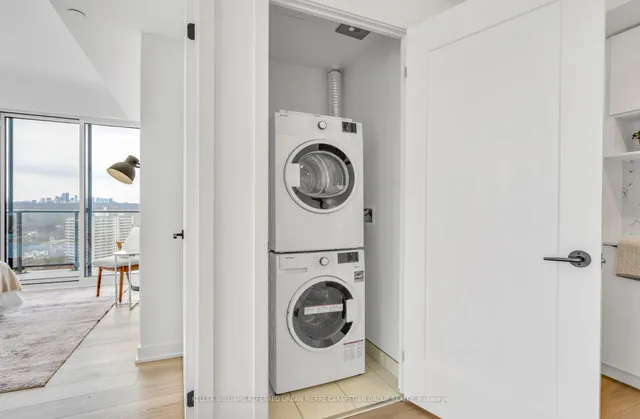 Additional image 35 of 5 Defries St Unit 1908