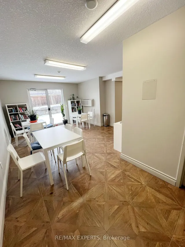 Additional image 20 of 345 Briarmeadow Dr Unit 404