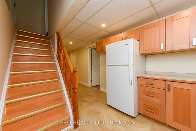 Additional image 36 of 5136 Palomar Cres