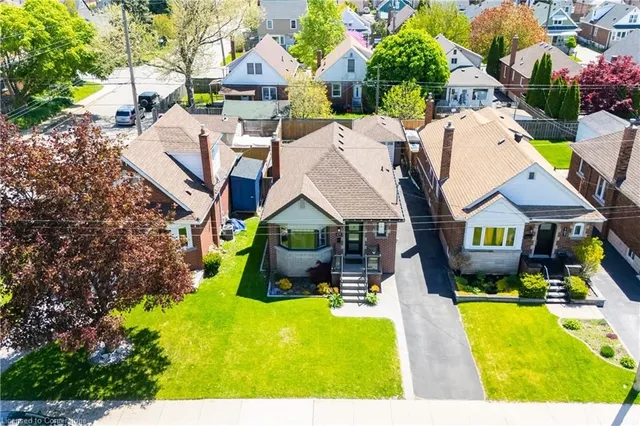 Additional image 44 of 105 Tragina Ave