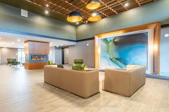 Additional image 20 of 450 Dundas St Unit 421