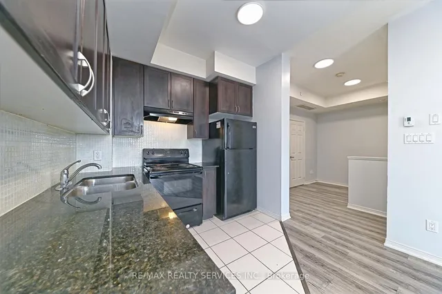 Additional image 17 of 50 Sky Harbour Dr Unit 411