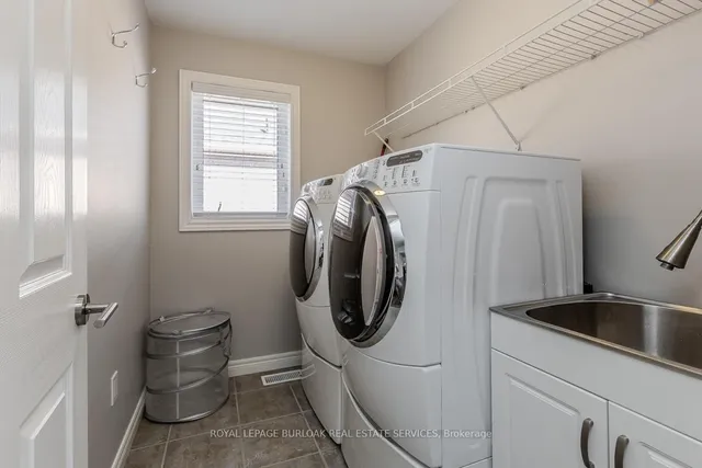 Additional image 37 of 2382 Emerson Dr