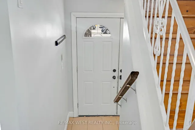 Additional image 4 of 2 Cabot Crt