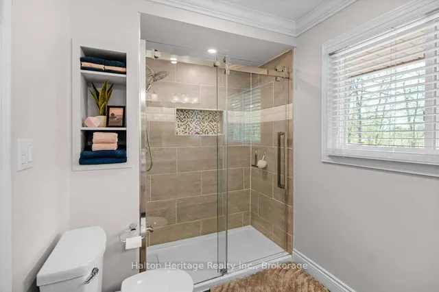 Additional image 16 of 2371 Kirk Rd