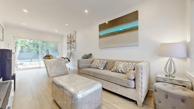 Additional image 25 of 33 Cloebury Crt