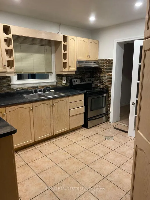 Additional image 14 of 12 Armstrong St