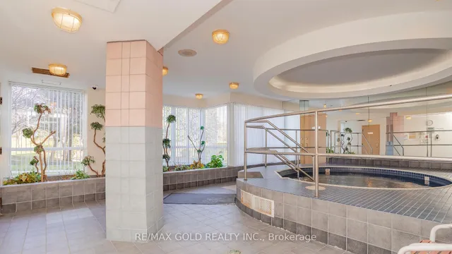 Additional image 30 of 12 Laurelcrest St Unit 1209