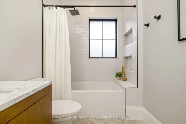 Additional image 41 of 79 Fulton St