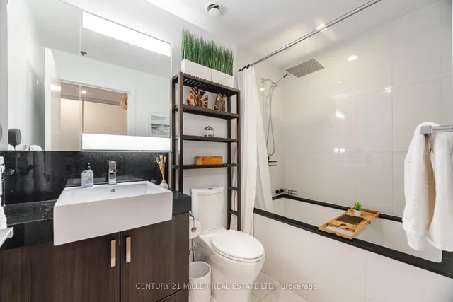 Additional image 22 of 15 Beverley St Unit 301