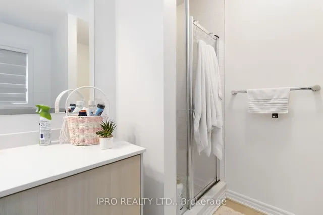 Additional image 30 of 486 Bergamot Ave