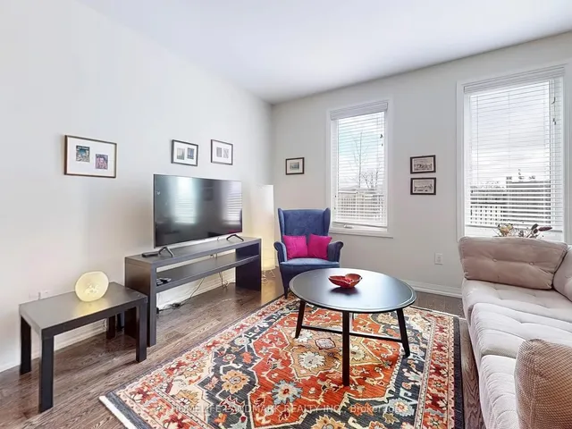 Additional image 3 of 813 Banks Cres