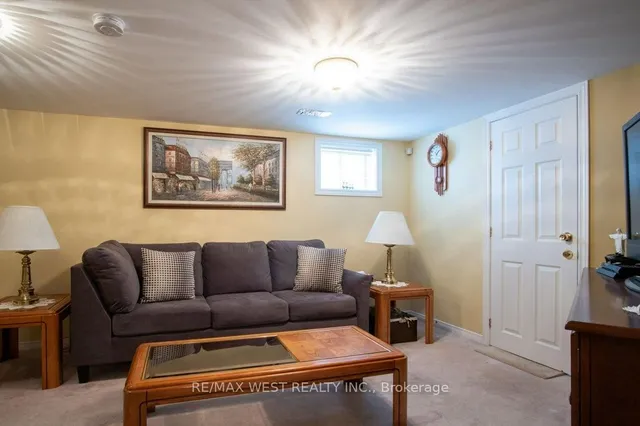 Additional image 30 of 26 Brandon Ave