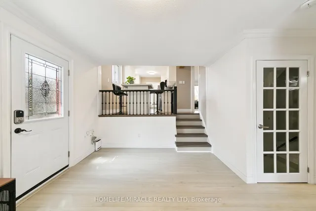 Additional image 33 of 1612 Wavell Cres