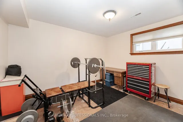 Additional image 28 of 9 Wingrove Hill