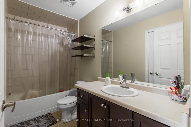 Additional image 8 of 1379 Costigan Rd Unit 201