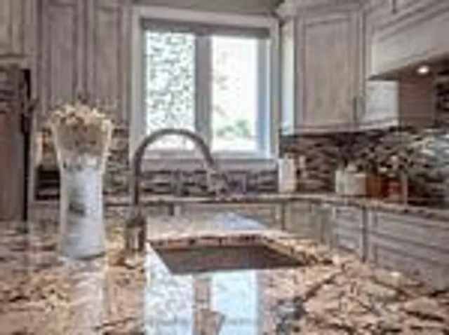 Additional image 16 of 38A North Woodrow Blvd