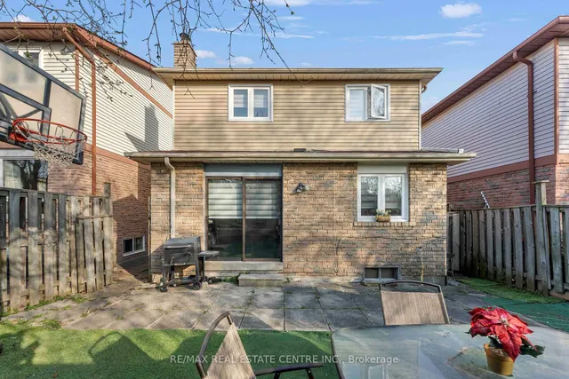 Additional image 45 of 44 Abelard Ave