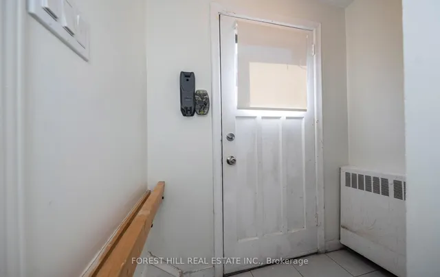 Additional image 42 of 92 Avondale Ave