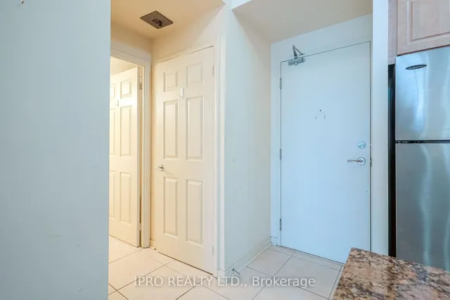 Additional image 9 of 481 Rosewell Ave Unit 408