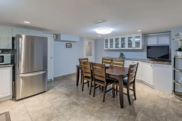 Additional image 39 of 34 CHISHOLM Ave